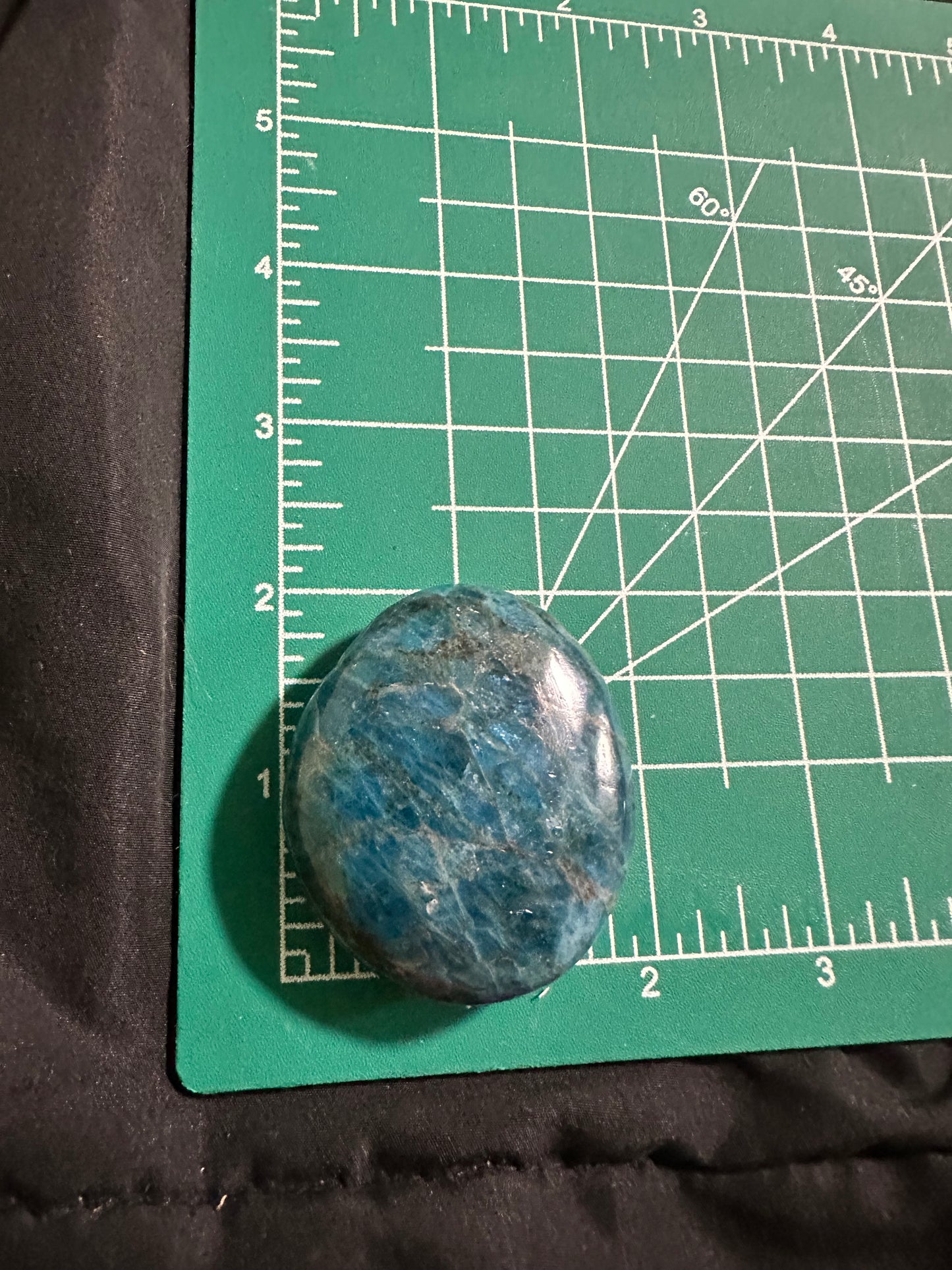 Apatite Palm Stones