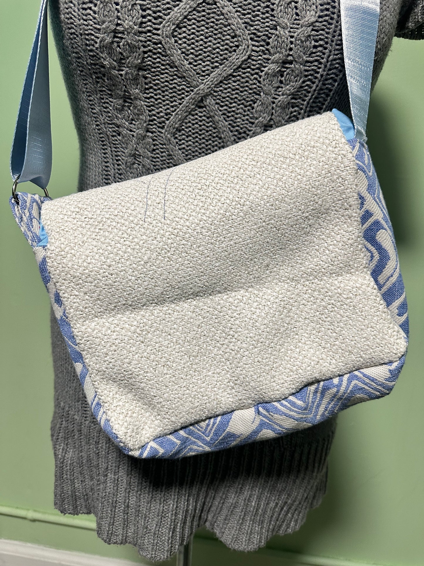 Small Messenger Bags