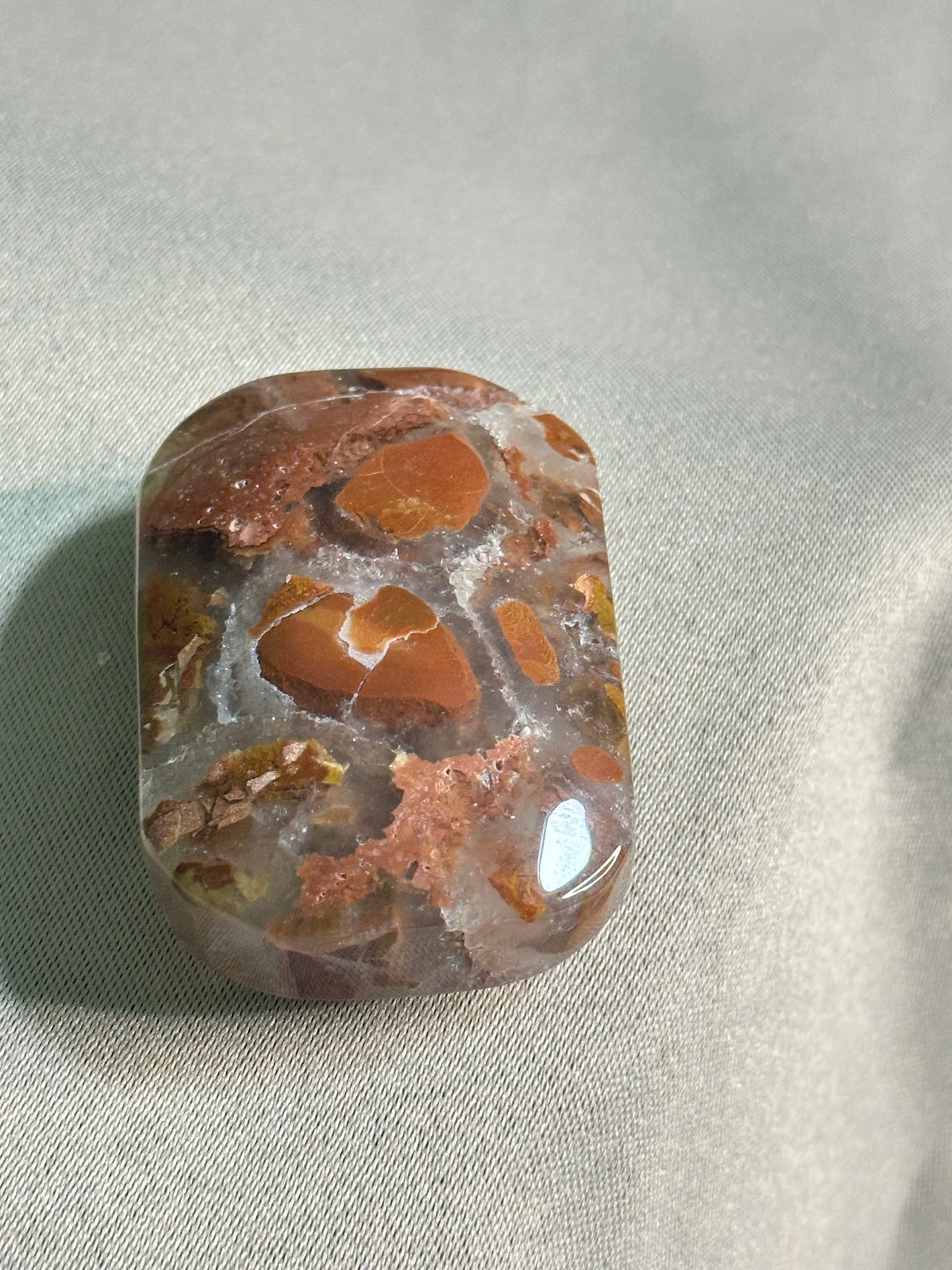 Agate in Quartz Palm Stone