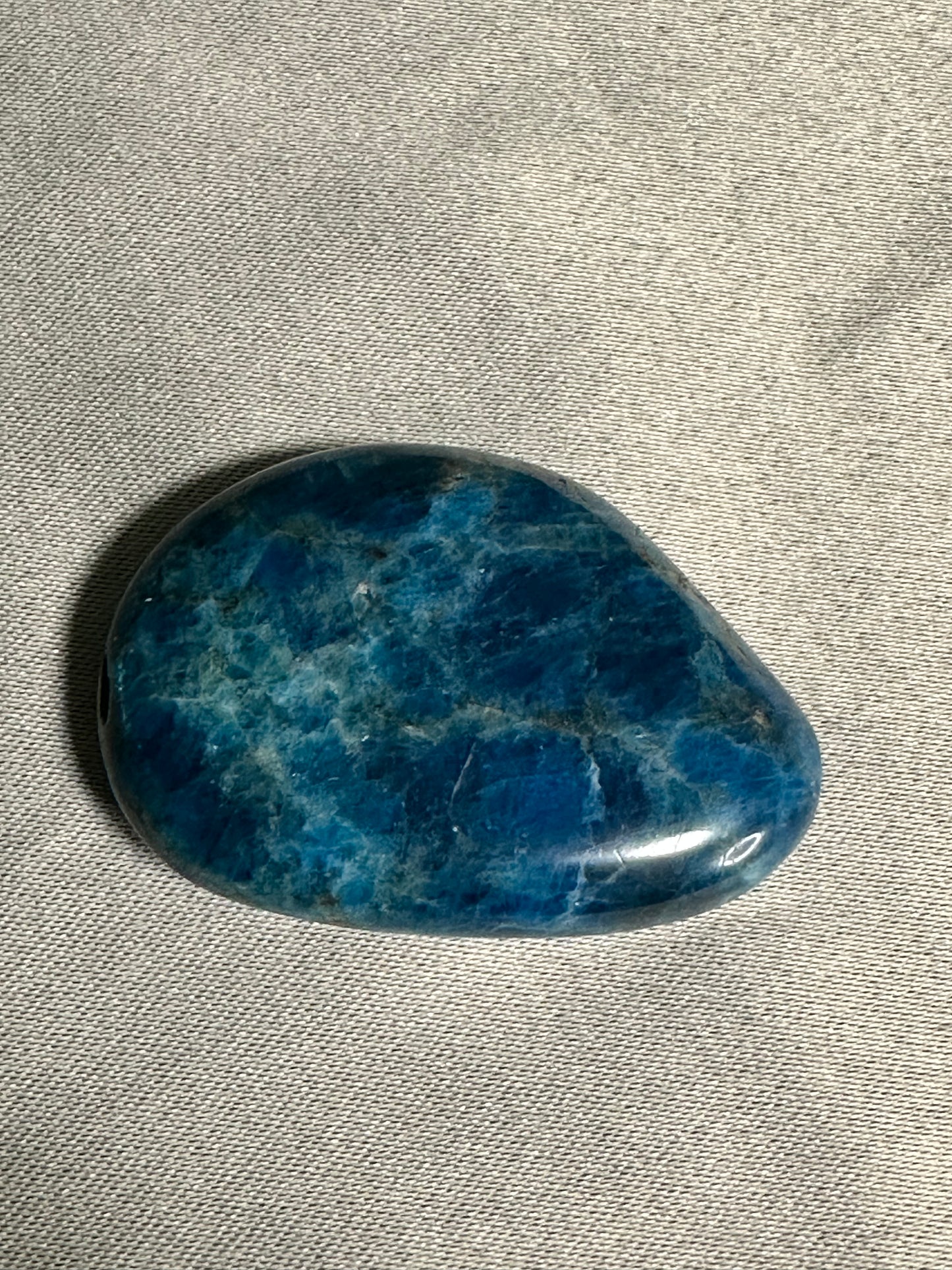 Apatite Palm Stones