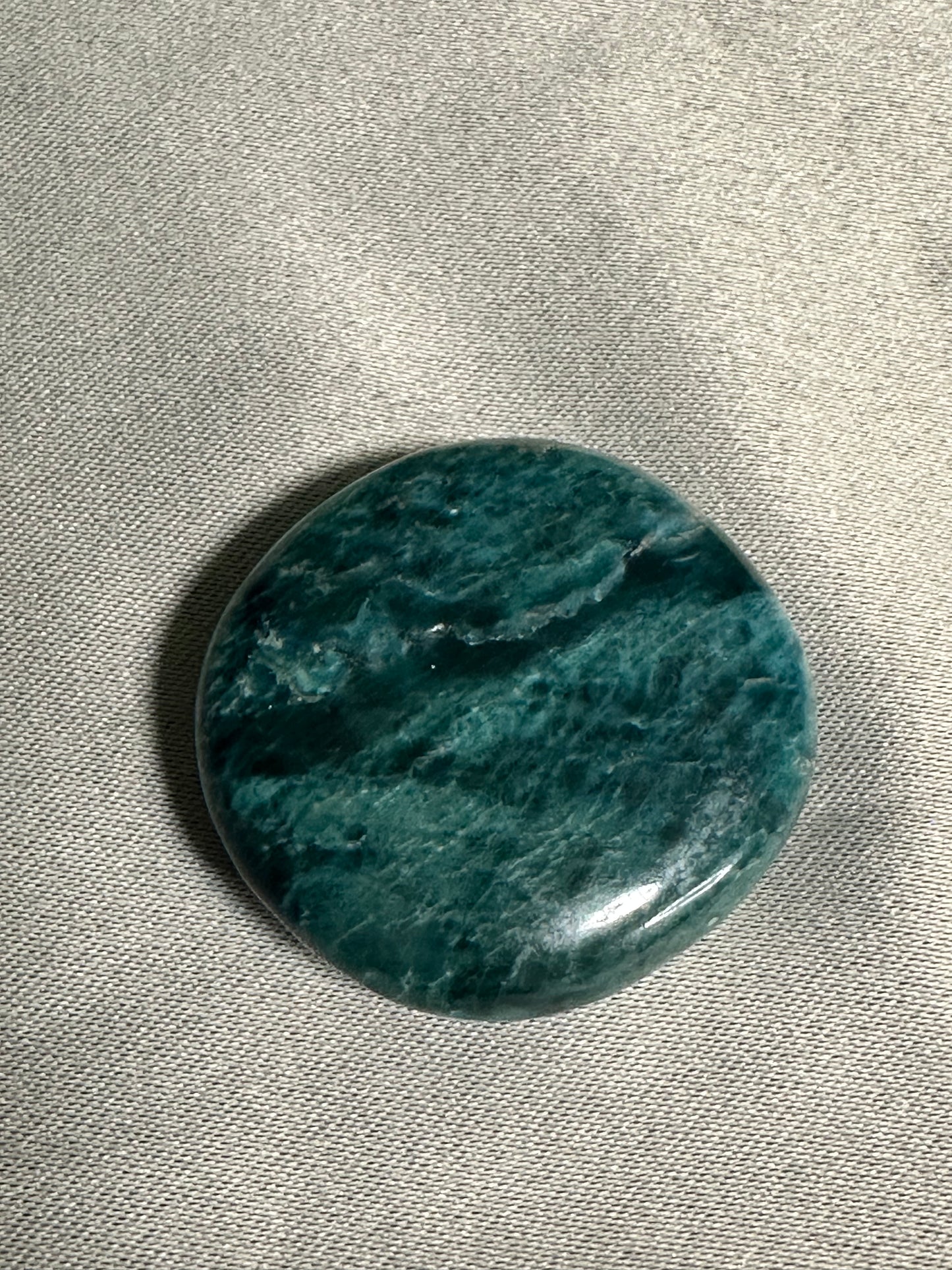 Apatite Palm Stones