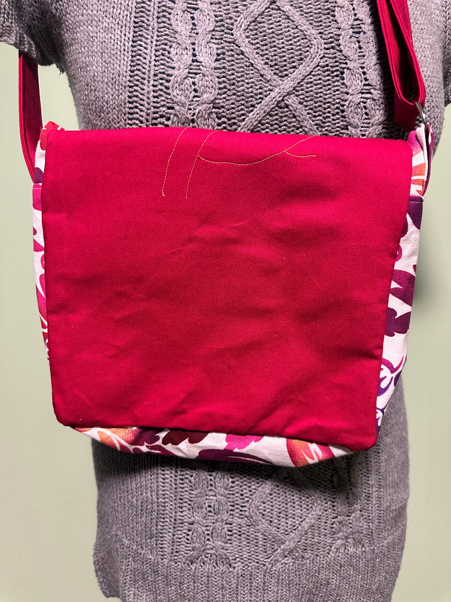 Small Messenger Bags