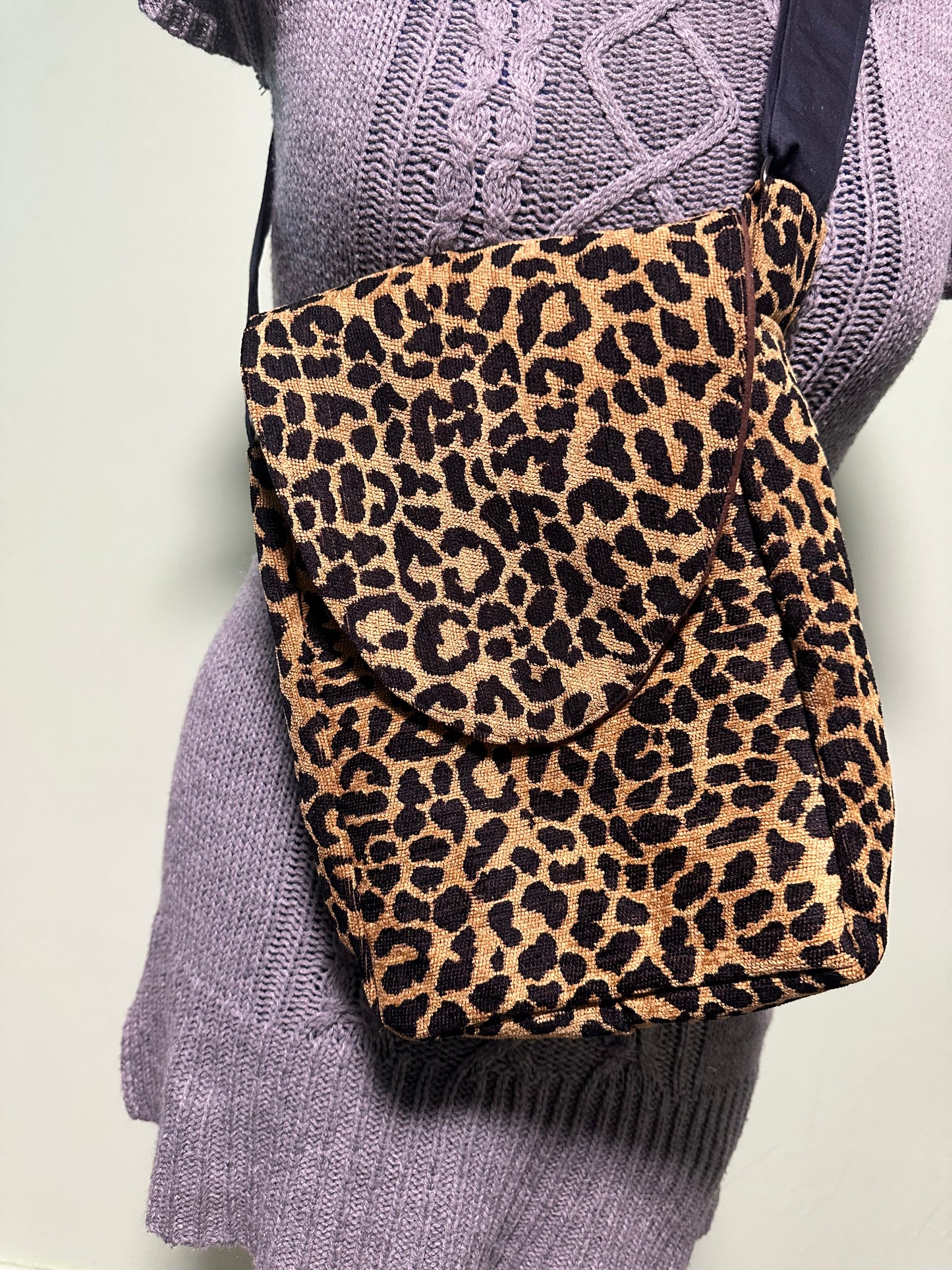 Portrait Style Messenger Bag
