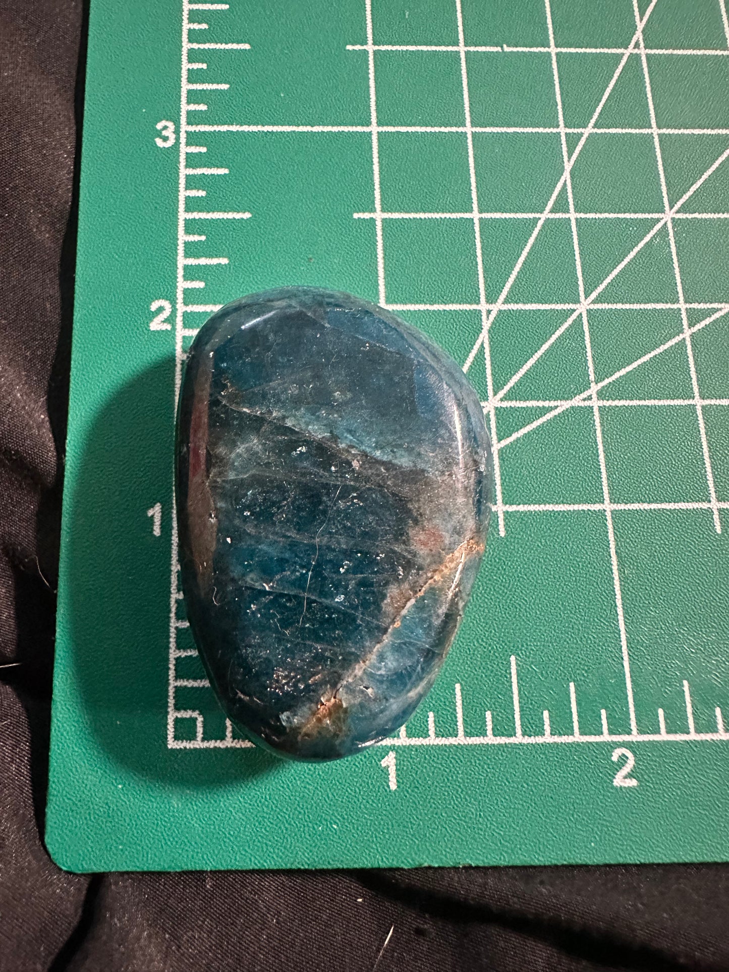 Apatite Palm Stones